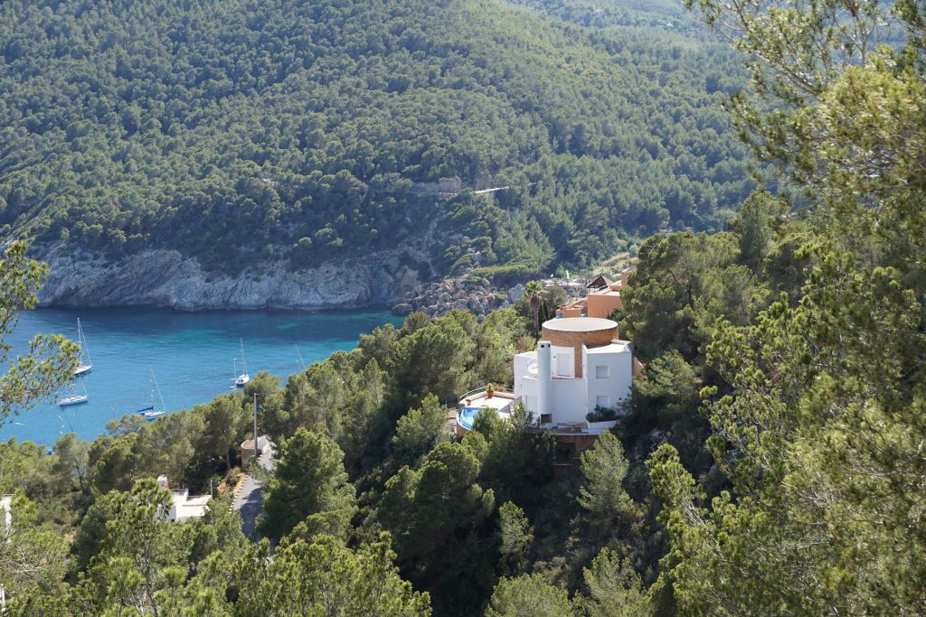 villa ibiza bergen zeezicht